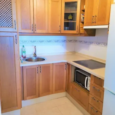 Apartment Sea View With Balcony. Queen Size Bed. High Speed Internet Aguadulce (Almeria)